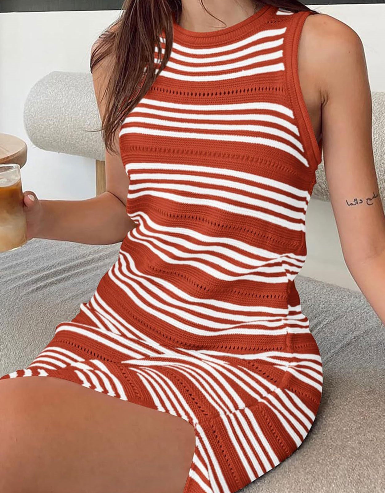 Striped sleeveless round neck long dress