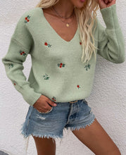 Load image into Gallery viewer, Flower Pattern Knitted Pullover Sweaters
