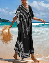 Load image into Gallery viewer, Stripe Print Plus Size Beach Coverup
