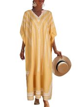 Load image into Gallery viewer, Stripe Print Plus Size Beach Coverup

